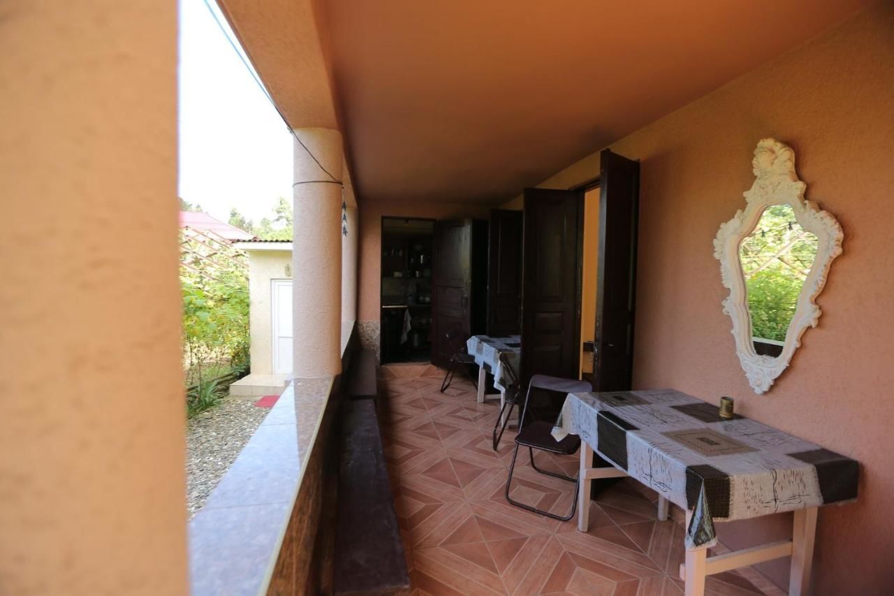 Гостевой дом Manana Guest House Батуми-24