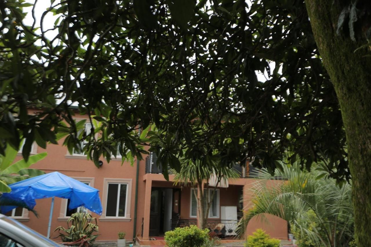 Гостевой дом Manana Guest House Батуми-10