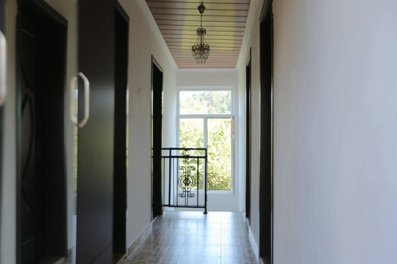 Гостевой дом Manana Guest House Батуми-12